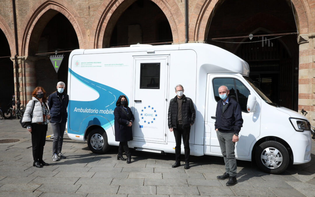 Lotta al Covid, a Bologna parte l’ambulatorio mobile