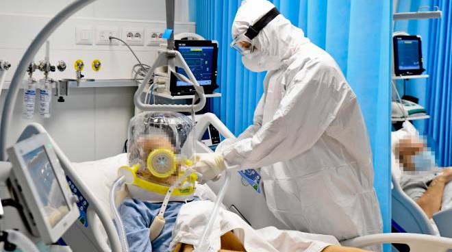 Covid: anestesisti, servono indicazioni chiare per evitare il collasso