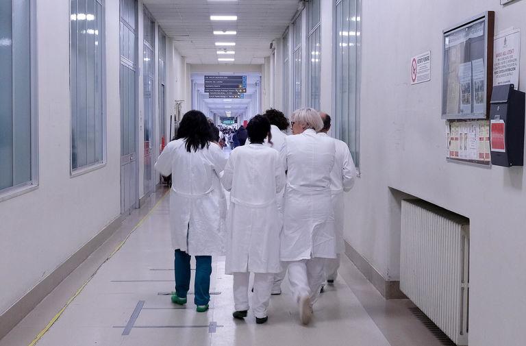 Anaao Assomed, in tre anni 21mila medici in fuga dagli ospedali